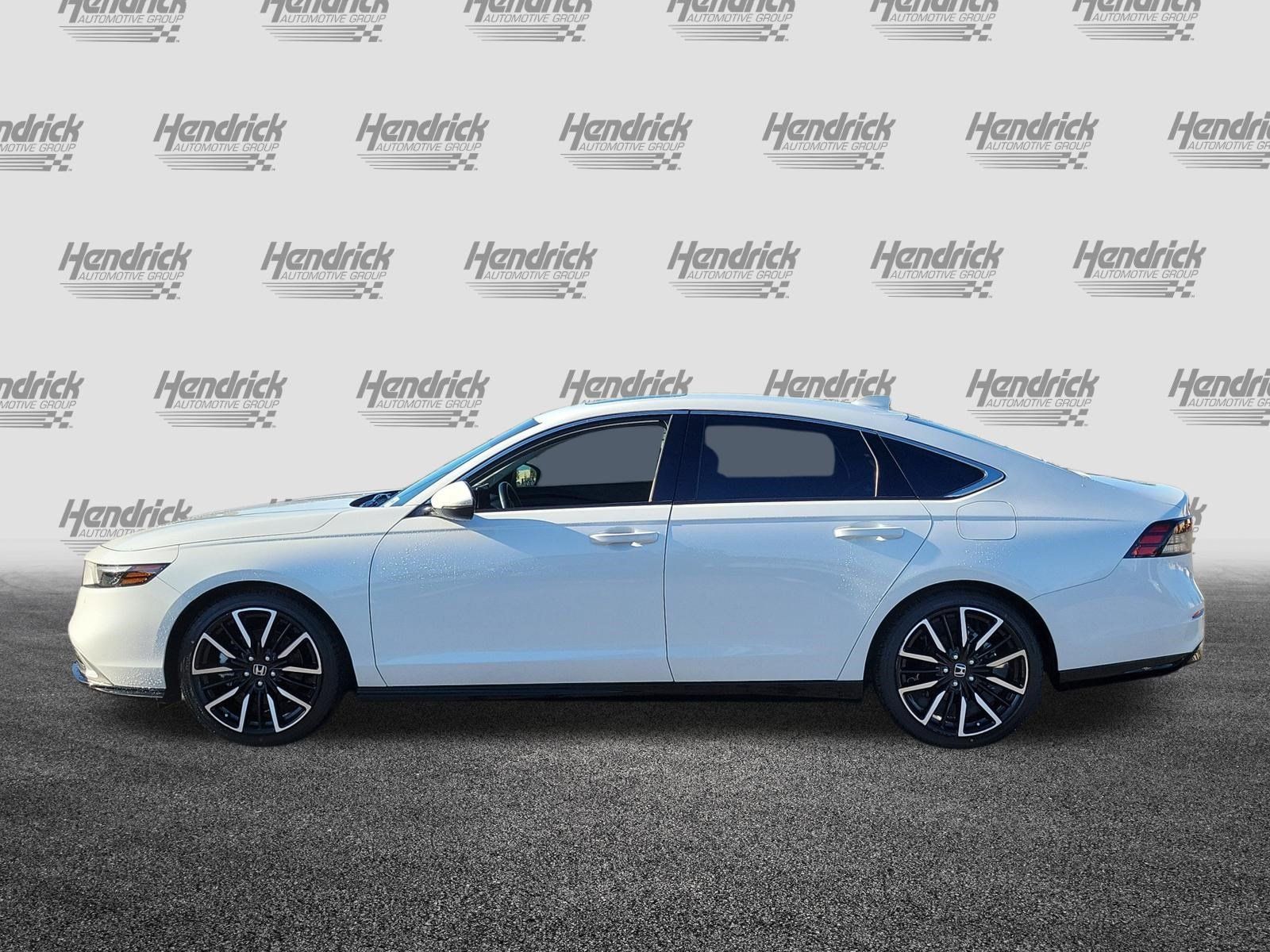 Used 2024 Honda Accord Touring image 4