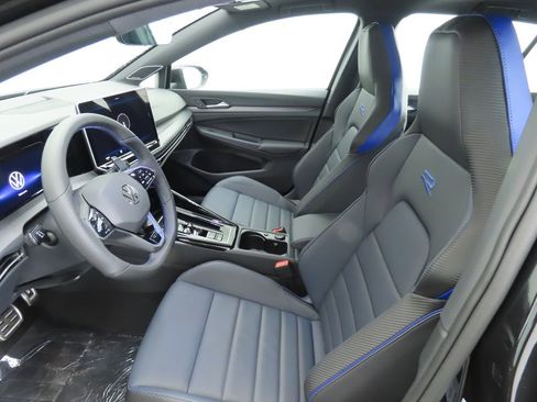 New 2026 Volkswagen Golf image 18