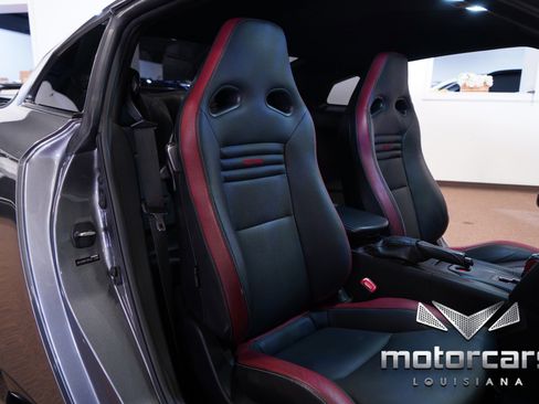 Used 2014 Nissan GT-R Black Edition image 34
