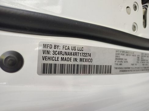 Used 2024 Jeep Wagoneer Launch Edition image 22