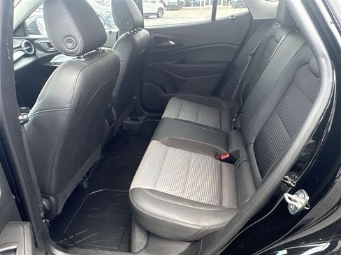 Certified 2024 Chevrolet Trax LT w/ Driver Confidence Package FWD image 23