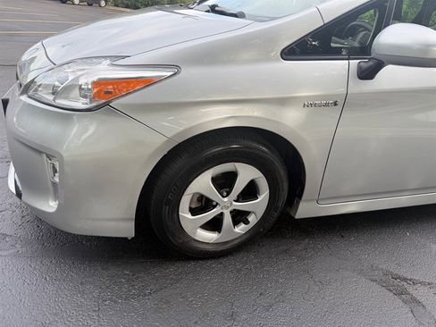 Used 2014 Toyota Prius Two FWD image 28