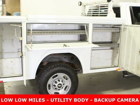 Used 2020 Chevrolet Silverado 2500 W/T w/ WT Convenience Package AWD/4WD image 40