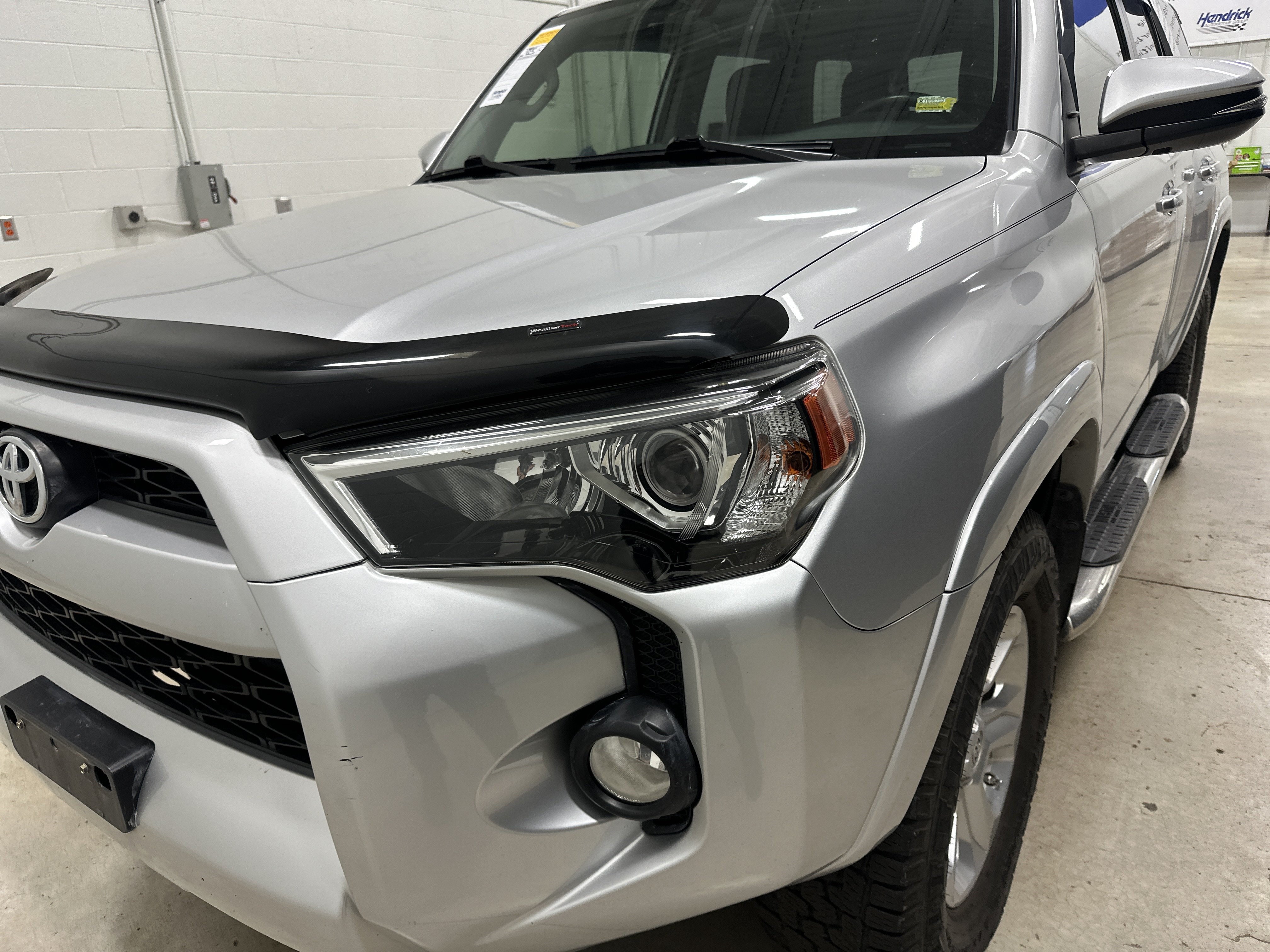 Used 2016 Toyota 4Runner SR5 Premium w/ Convenience Package AWD/4WD image 6