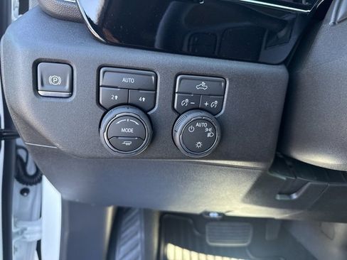 New 2026 Chevrolet Silverado 1500 LT image 19