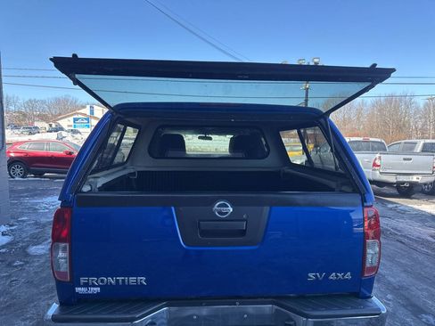 Used 2013 Nissan Frontier SV image 21