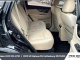 Used 2017 Nissan Rogue S image 3