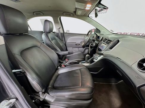 Used 2015 Chevrolet Sonic LTZ FWD image 34