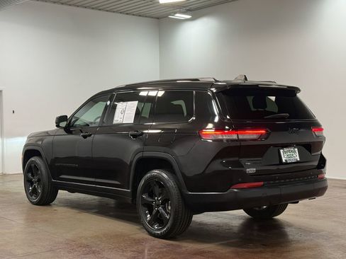 Used 2023 Jeep Grand Cherokee L Laredo image 6