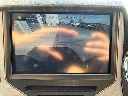 Used 2015 Ford F350 Lariat w/ Lariat Interior Package AWD/4WD image 24