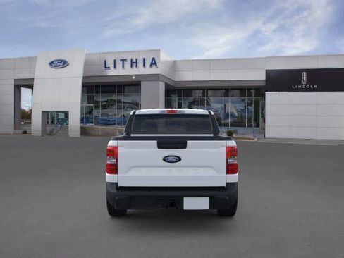 New 2026 Ford Maverick XL image 5