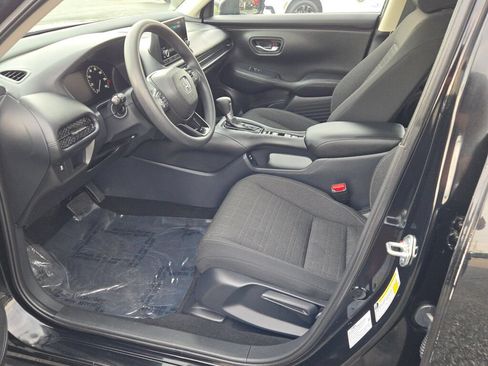Used 2025 Honda HR-V LX image 6