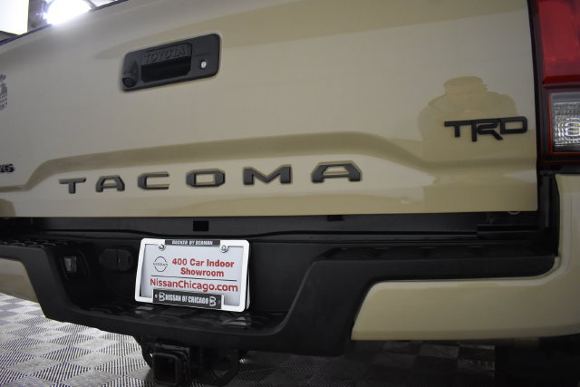 Used 2017 Toyota Tacoma TRD Sport w/ Tow Package (A/T) AWD/4WD image 36