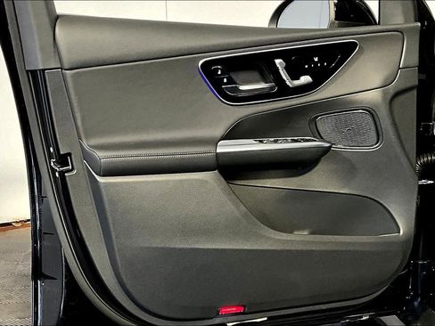 New 2026 Mercedes-Benz GLC 300 4MATIC image 11