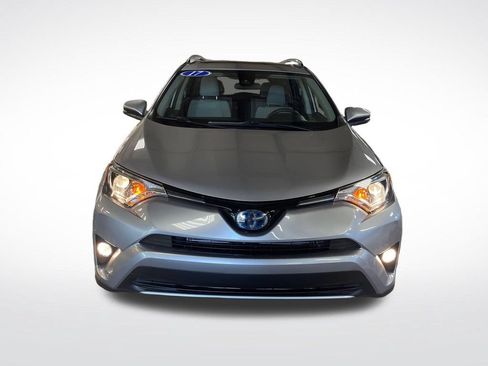 Certified 2017 Toyota RAV4 XLE AWD/4WD image 8