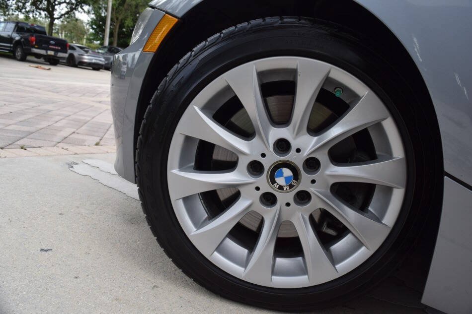 Used 2007 BMW Z4 3.0si RWD image 81