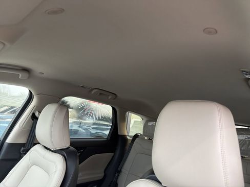 New 2026 Lincoln Corsair Premiere image 11