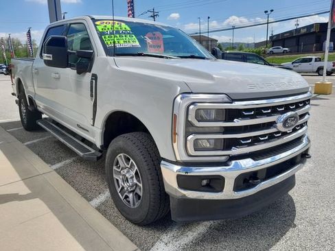 Used 2026 Ford F250 Lariat AWD/4WD image 3