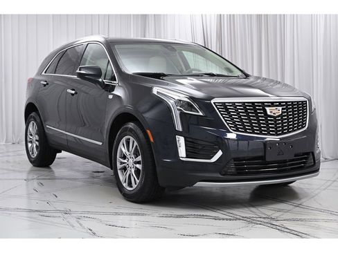 Certified 2021 Cadillac XT5 Premium Luxury image 2