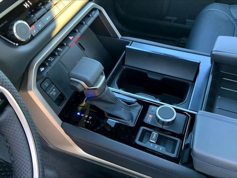 New 2026 Toyota Tundra Platinum AWD/4WD image 7