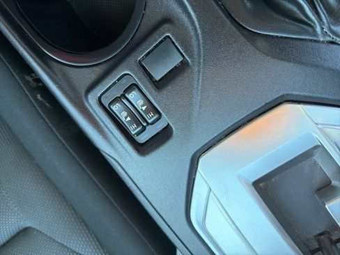 Used 2017 Subaru Impreza 2.0i Premium w/ BSD & Rcta/SRF/Eyesight image 19