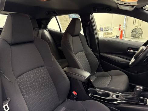 Used 2022 Toyota Corolla Hatchback image 24