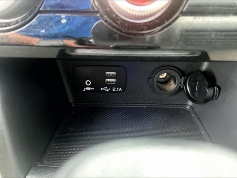 Used 2021 Subaru Forester Premium AWD/4WD image 26