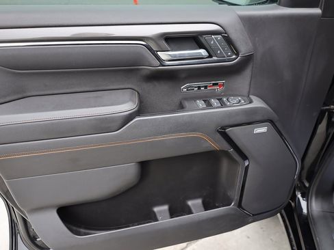 Used 2022 GMC Sierra 1500 AT4 w/ AT4 Premium Package image 10