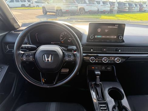 Used 2024 Honda Civic Sport image 8