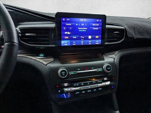 Used 2020 Ford Explorer Limited w/ Class III Trailer Tow Package image 11