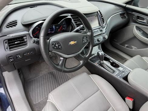 Used 2018 Chevrolet Impala Premier w/ Premier Confidence Package FWD image 14