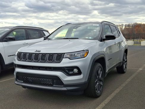 New 2026 Jeep Compass Limited image 3