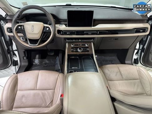Used 2022 Lincoln Aviator Reserve w/ Equipment Group 201A AWD/4WD image 16