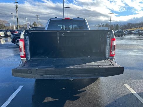 Used 2022 Ford F150 Lariat image 11
