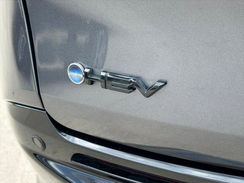 Certified 2025 Toyota Sienna XSE FWD image 13