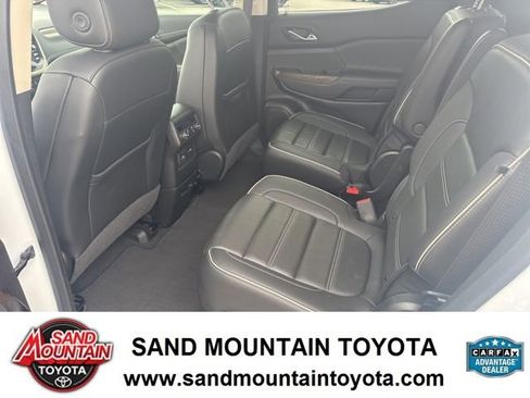 Used 2023 GMC Acadia Denali w/ Denali Ultimate Package image 14