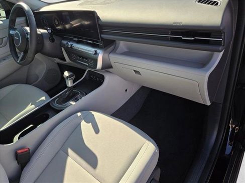 Certified 2025 Hyundai Kona SEL image 21