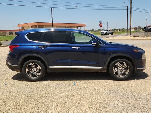 Used 2021 Hyundai Santa Fe SEL w/ Convenience Package FWD image 5