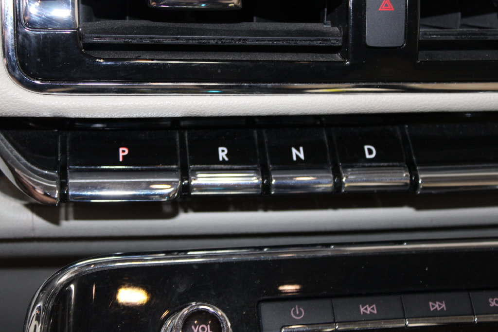 Used 2018 Lincoln Navigator Select RWD image 26