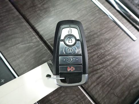 Used 2020 Ford Expedition Max Limited AWD/4WD image 24