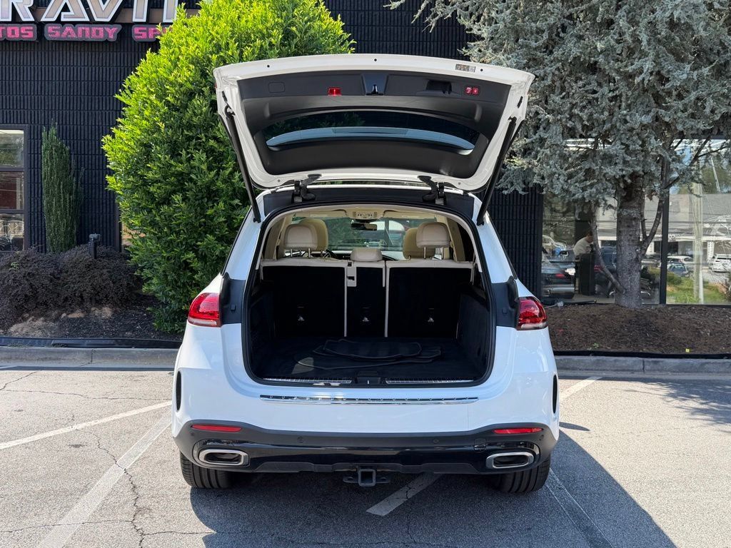 Used 2022 Mercedes-Benz GLE 450 4MATIC w/ AMG Line Exterior image 17