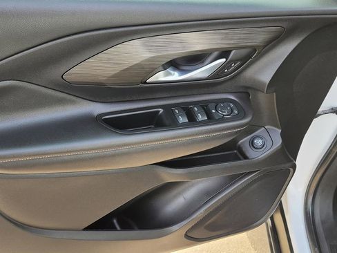 Used 2022 GMC Terrain SLE w/ Driver Convenience Package image 22