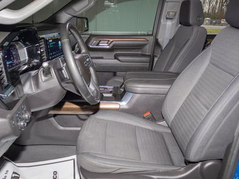 Certified 2023 Chevrolet Silverado 1500 LT Trail Boss w/ Convenience Package II image 12