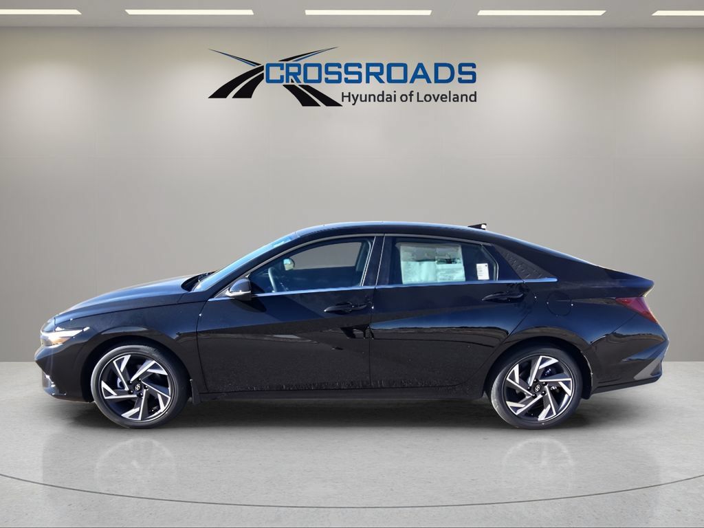 New 2026 Hyundai Elantra Limited FWD image 2