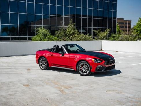 Used 2020 FIAT 124 Spider Abarth w/ Convenience Group image 20