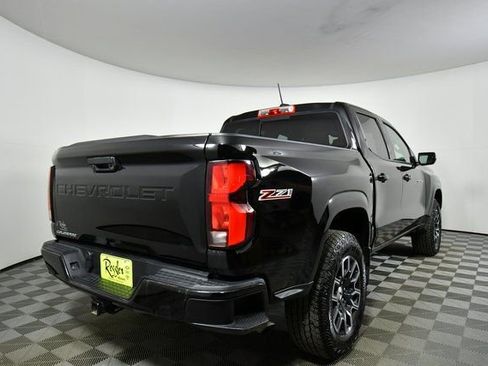 Used 2024 Chevrolet Colorado Z71 w/ Z71 Convenience Package 2 image 11