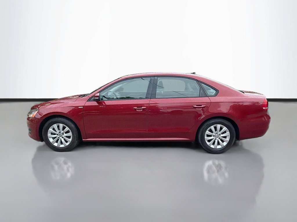 Used 2015 Volkswagen Passat 1.8T S FWD image 4