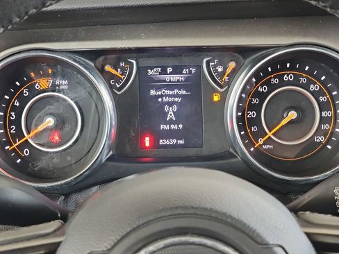 Used 2019 Jeep Wrangler Unlimited Sport S AWD/4WD image 23