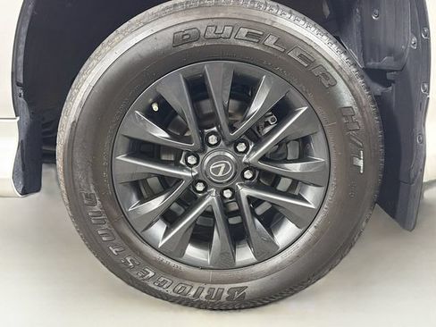 Used 2023 Lexus GX 460 Premium w/ Premium Package AWD/4WD image 36
