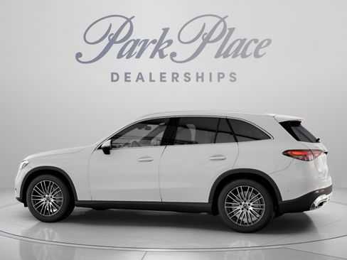 Certified 2026 Mercedes-Benz GLC 300 image 9